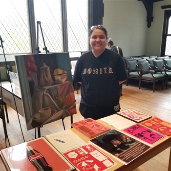 kim casas with her art