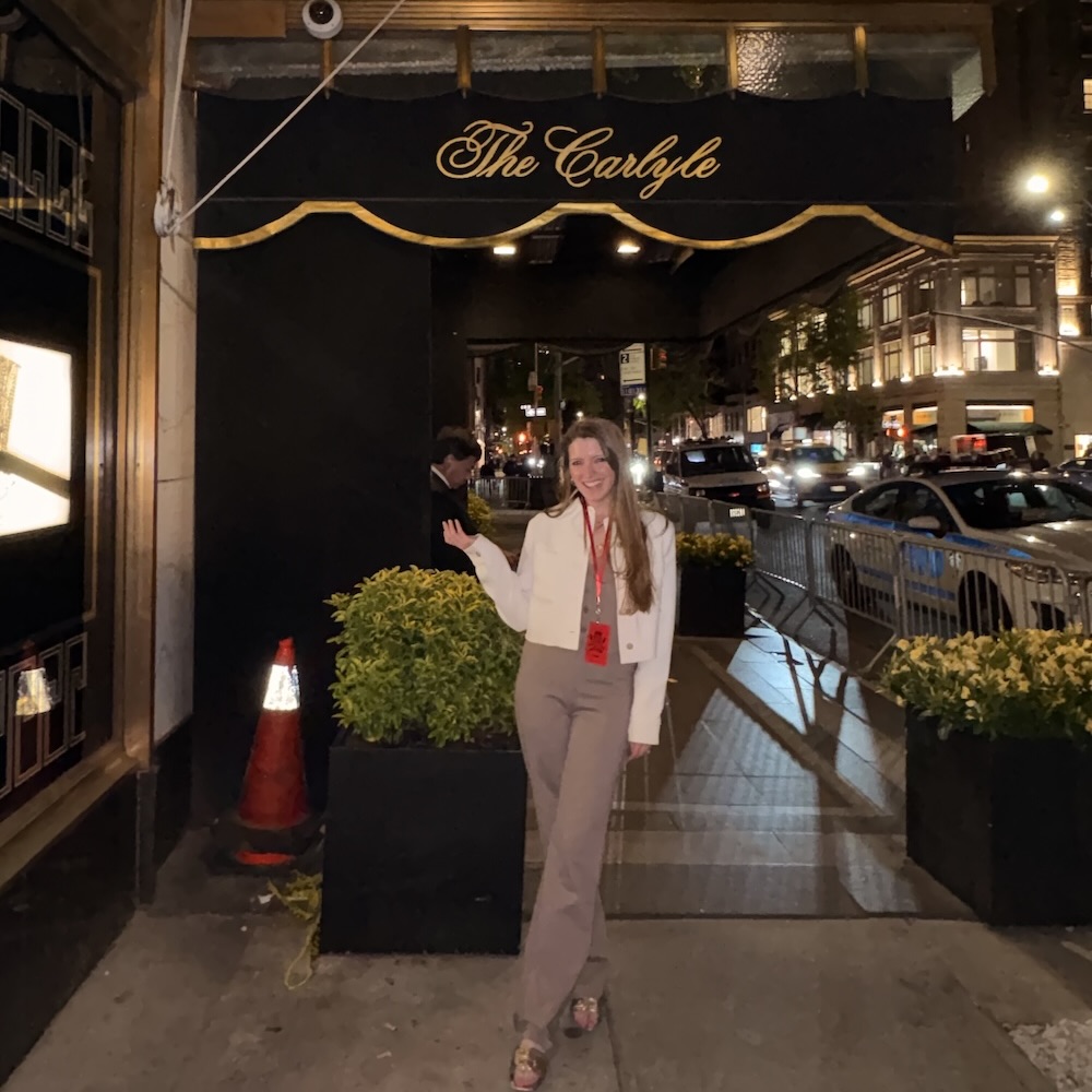 Lara at the Carlisle hotel