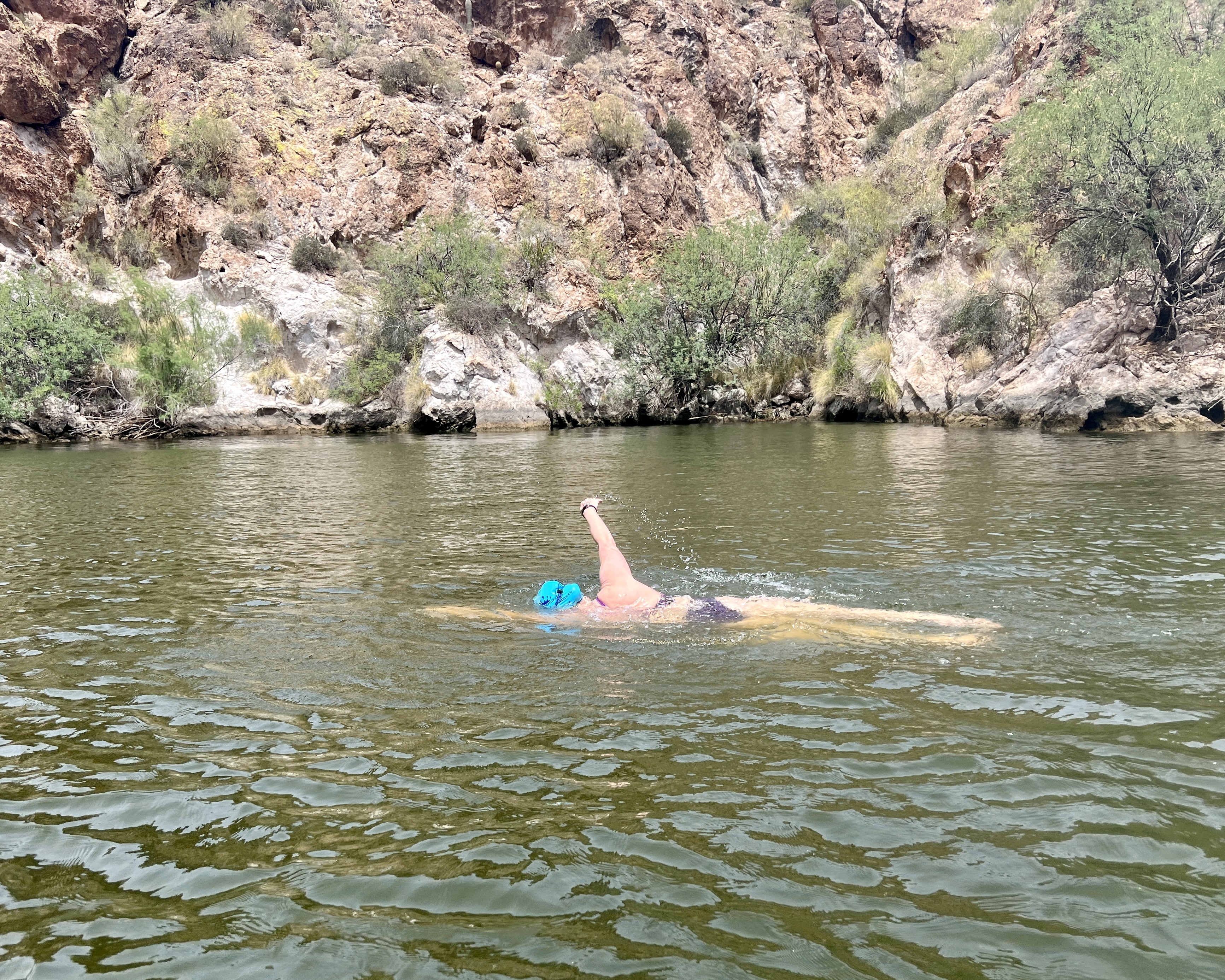 Sara swimming