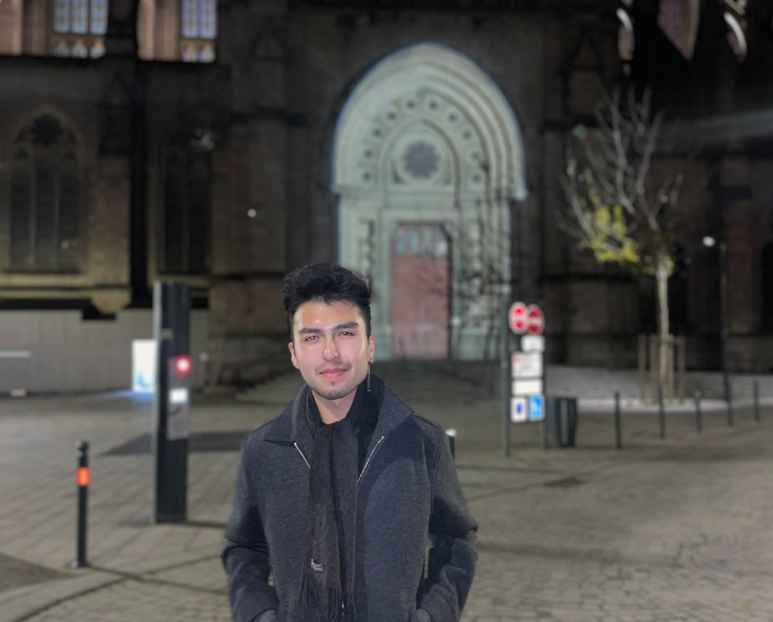 Gabriel in front of Rennes Cathedral