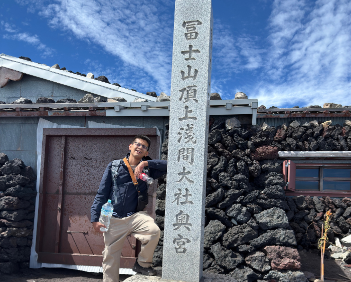 Oscar at the Summit of Mt Fuji