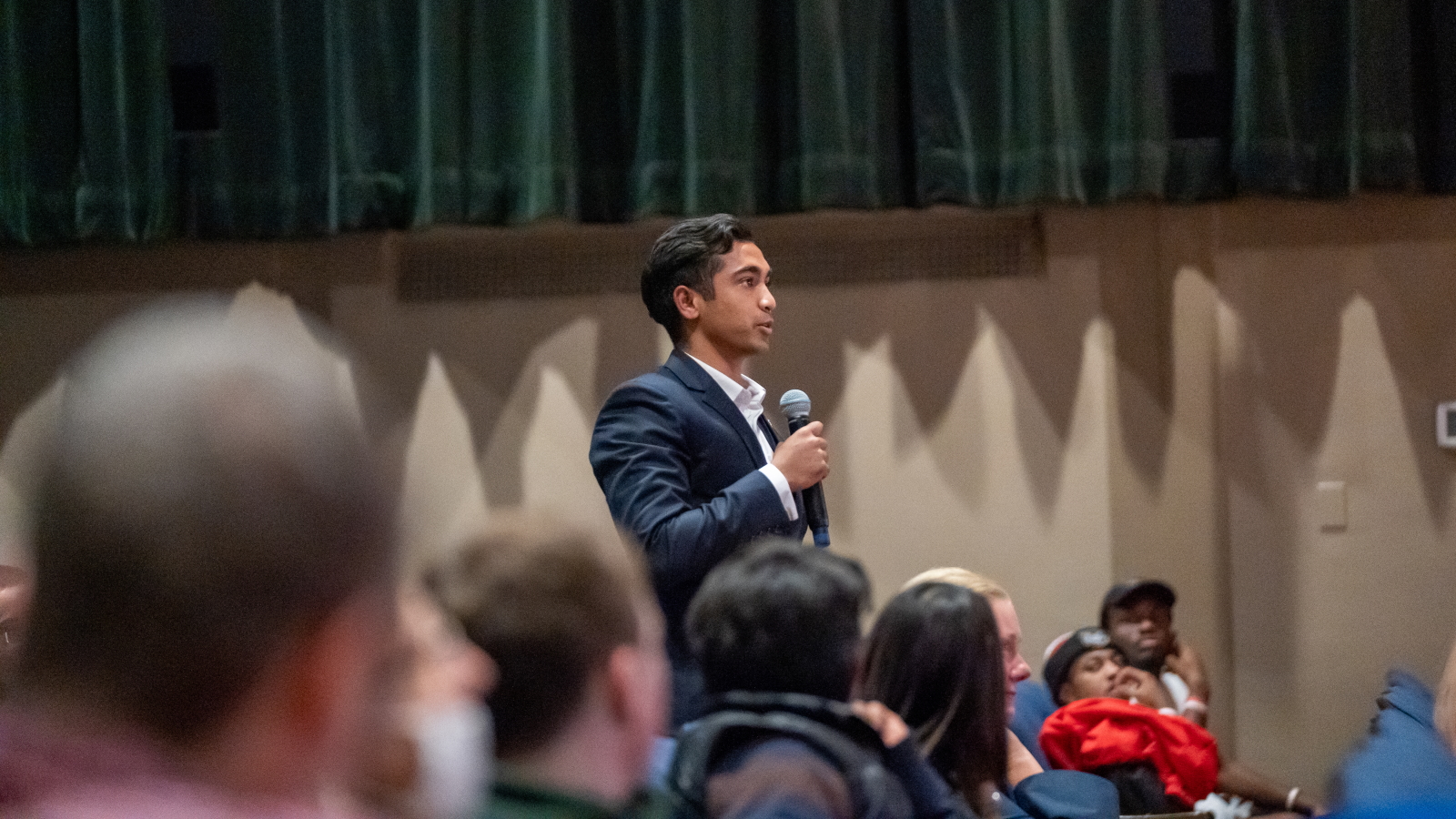 Pitch, student talking