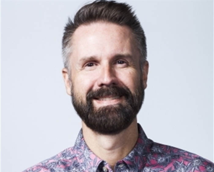 headshot of Bob Knuth